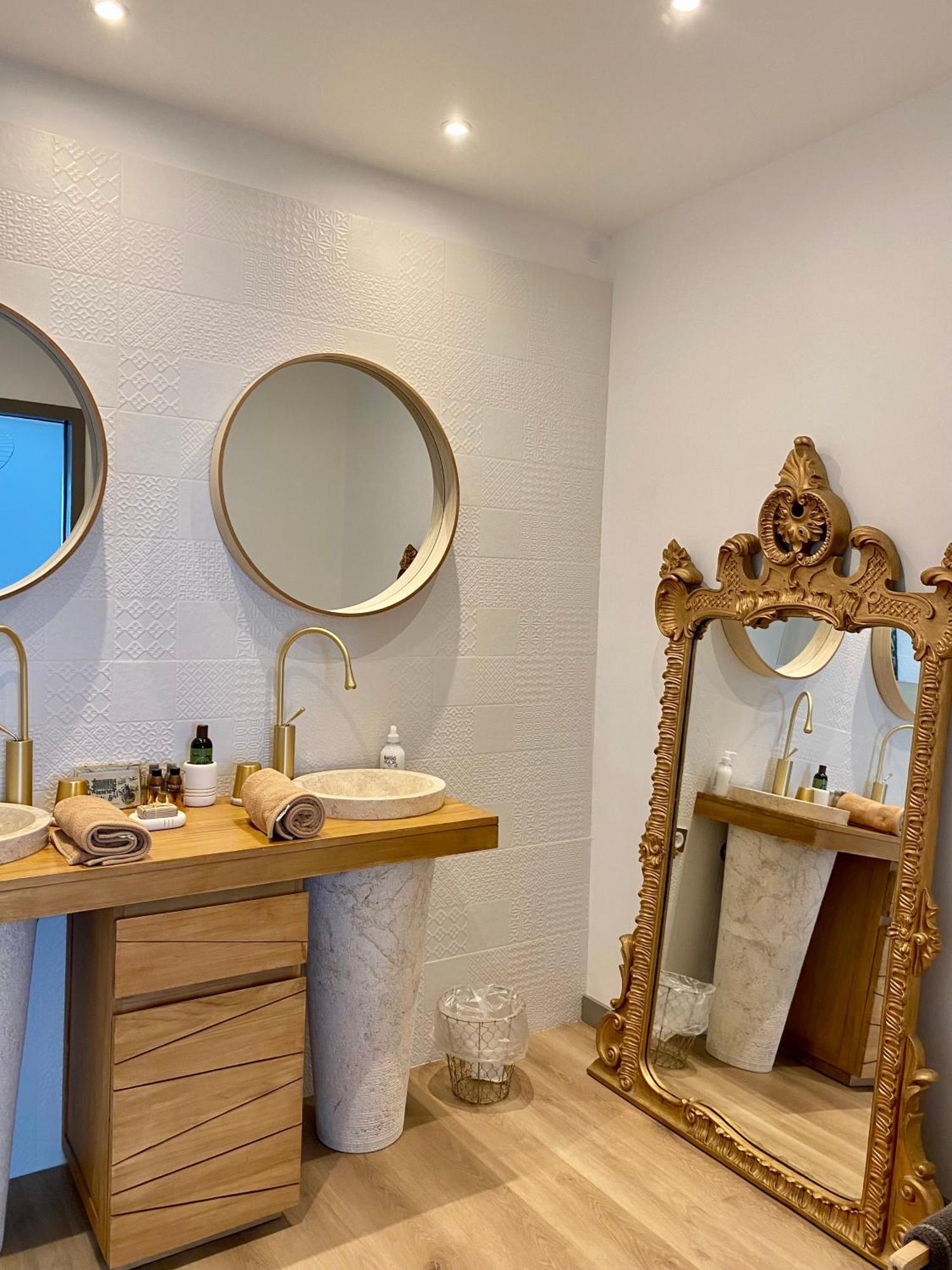 Coural' Chic Apartment Narbonne Ngoại thất bức ảnh